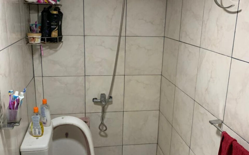 Andrada Sur 285 a metros de Avda Luro