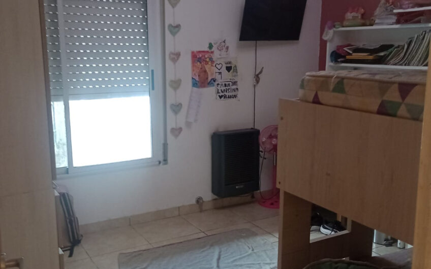 Casa quinta amplia zona quintas ruta 35, sobre Jones 2625