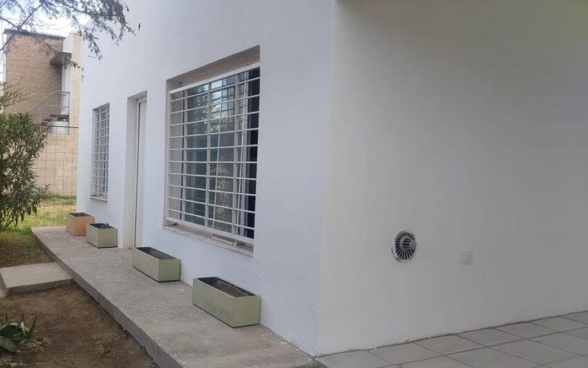 Casa con pileta en Toay s Saavedra 1432